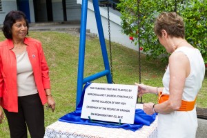 20120502-NGHS-Governess-0302